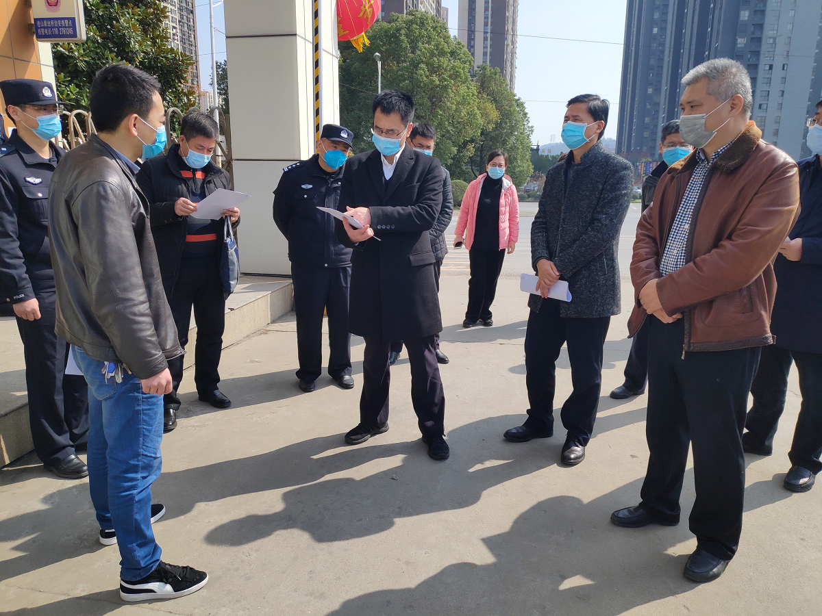 【众志成城抗疫情】马鞍山市副市长程彰德一行来我校督查境外疫情输入防控工作