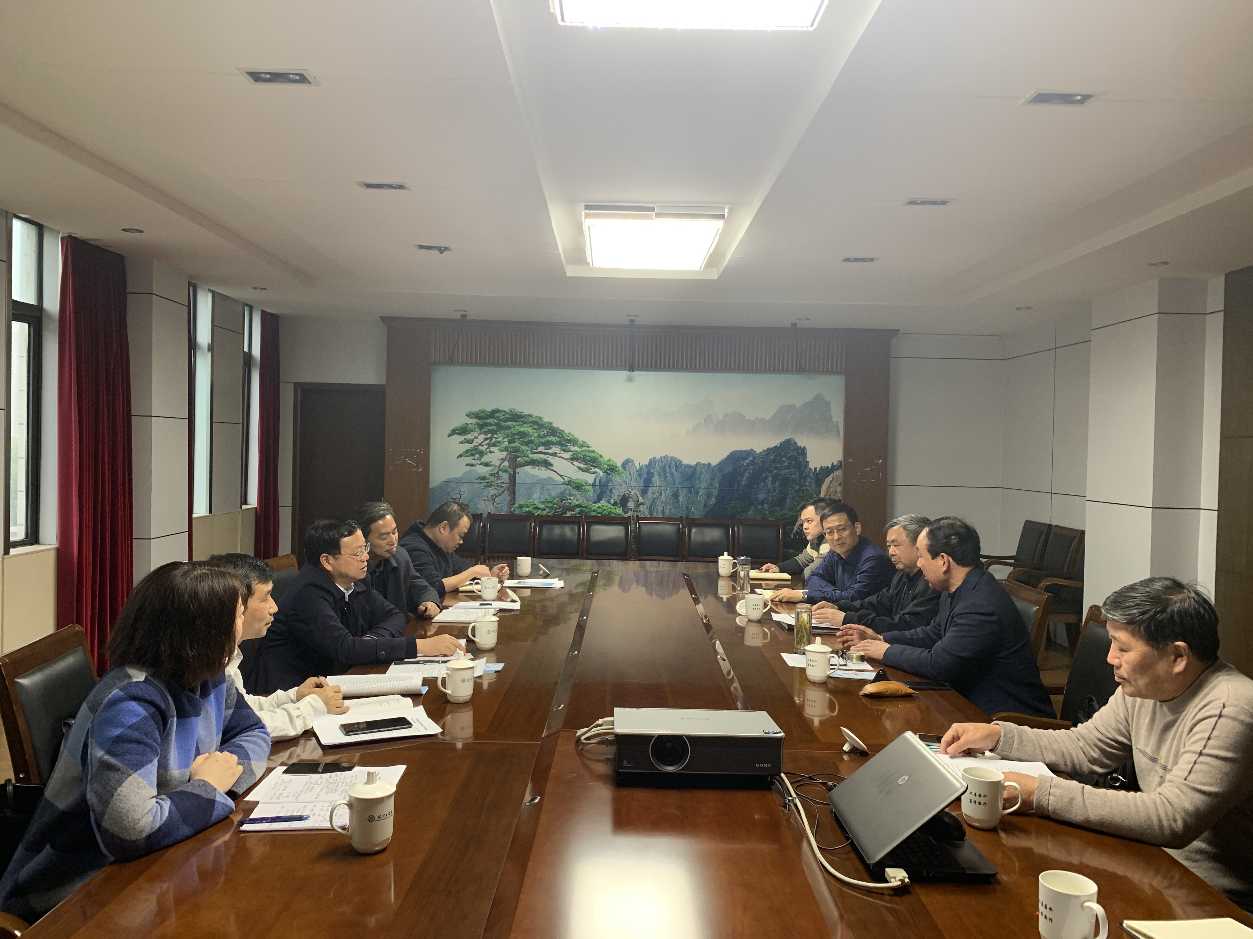 马鞍山市人力资源和社会保障局领导来我校指导工作