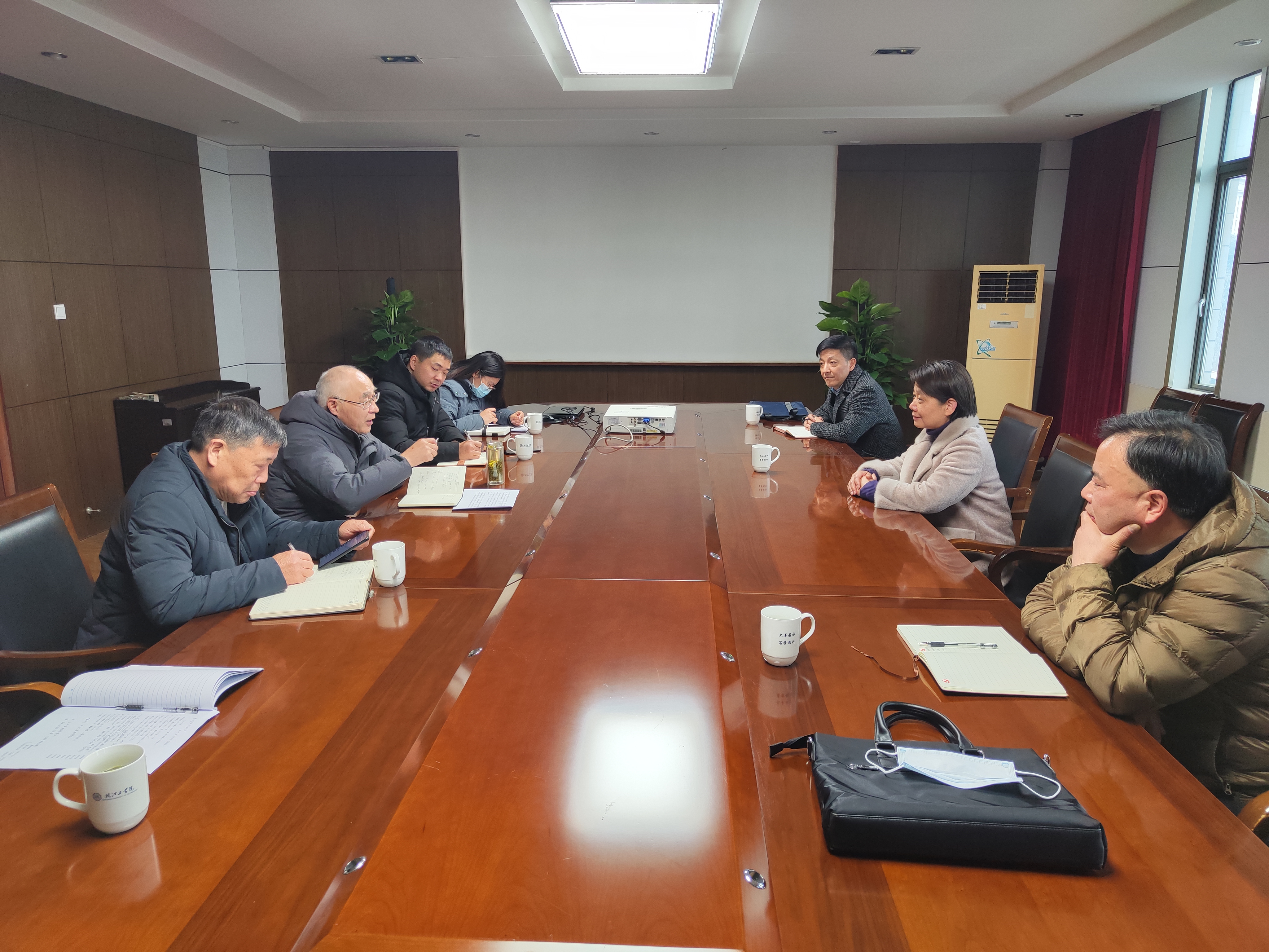 马鞍山市科学技术协会领导来我校交流