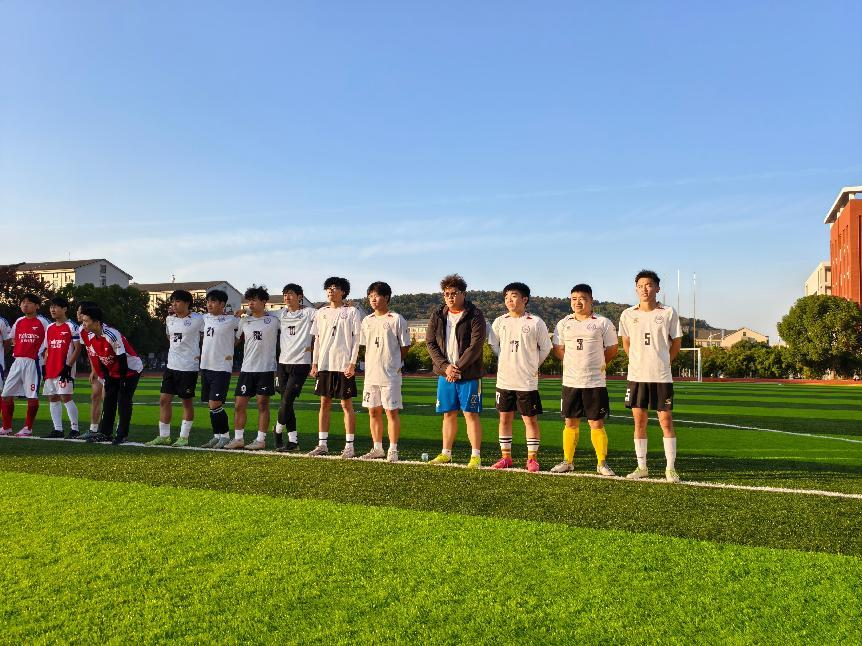 计算机与人工智能学院荣获皖江工学院 第五届“皖工杯”足球赛冠军