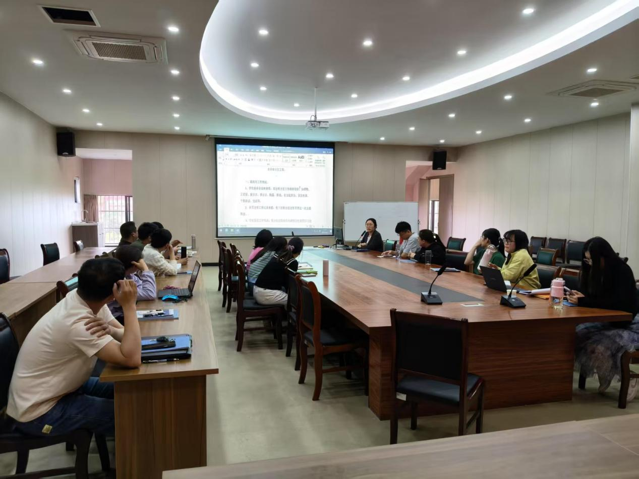 计算机与人工智能学院召开班主任工作专题会