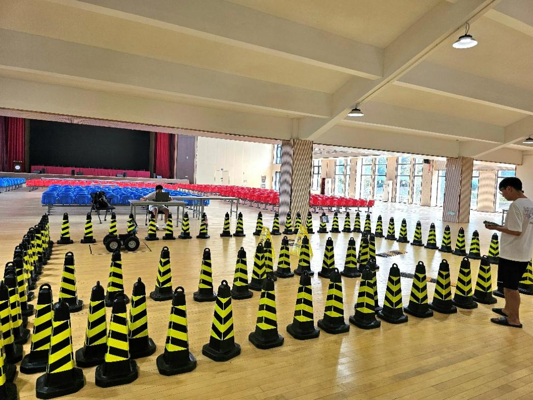 机器代人竞技术  人工智能显身手——皖江工学院学子在第二十七届中国机器人及人工智能大赛（CRAIC）斩获佳绩